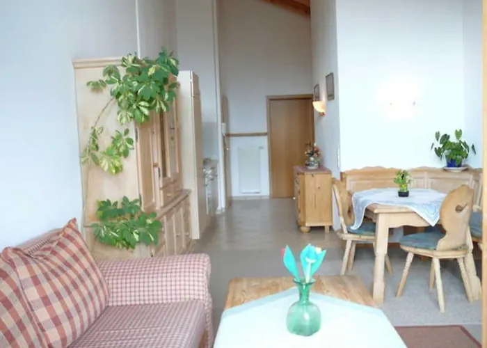 Haus St_ Michael_ 1_4 شليرسي